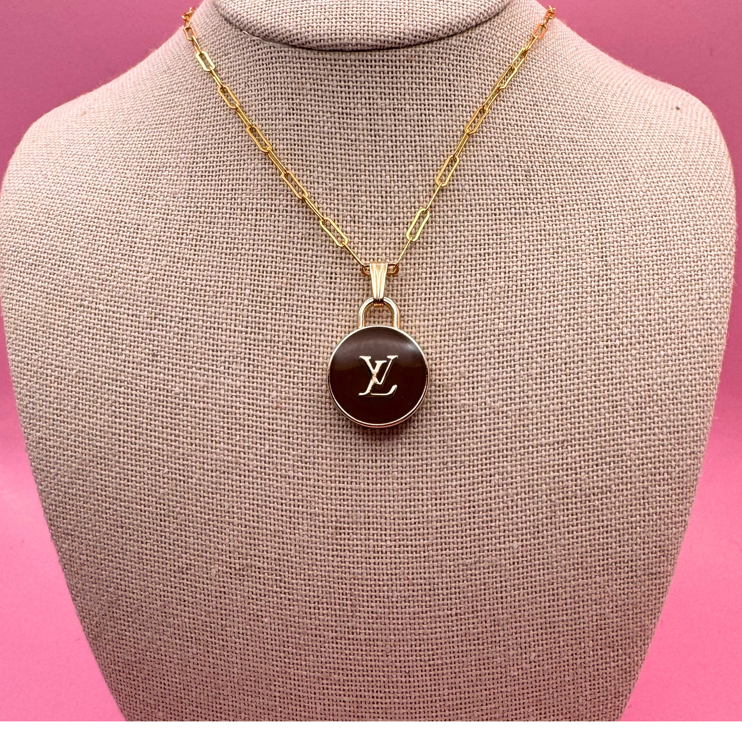 Elegant 14K Gold Filled Louis Vuitton Paperclip Necklace for Every Occasion