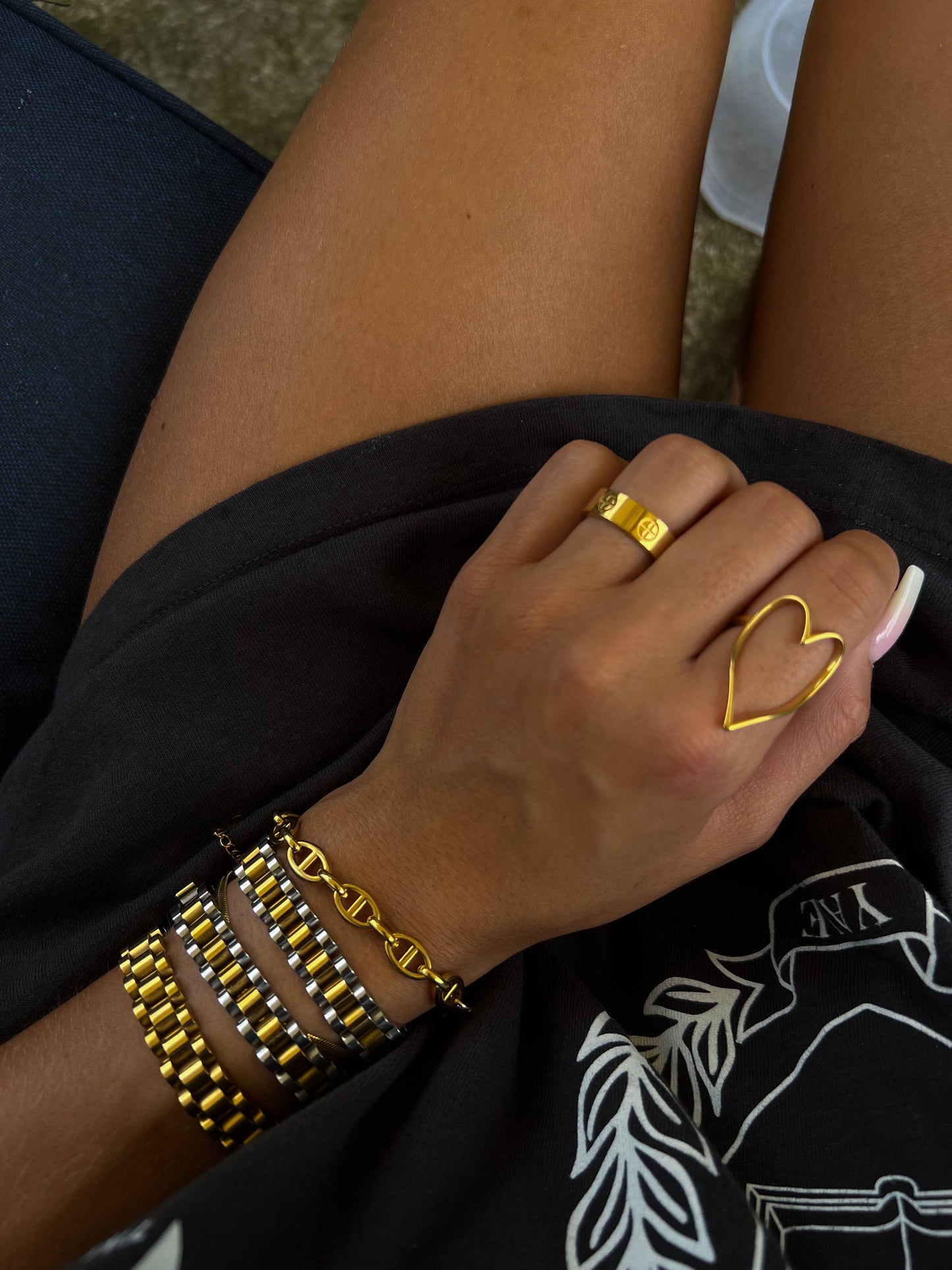 Elegant Gold Chain Watch Band Bracelet for Stylish Women