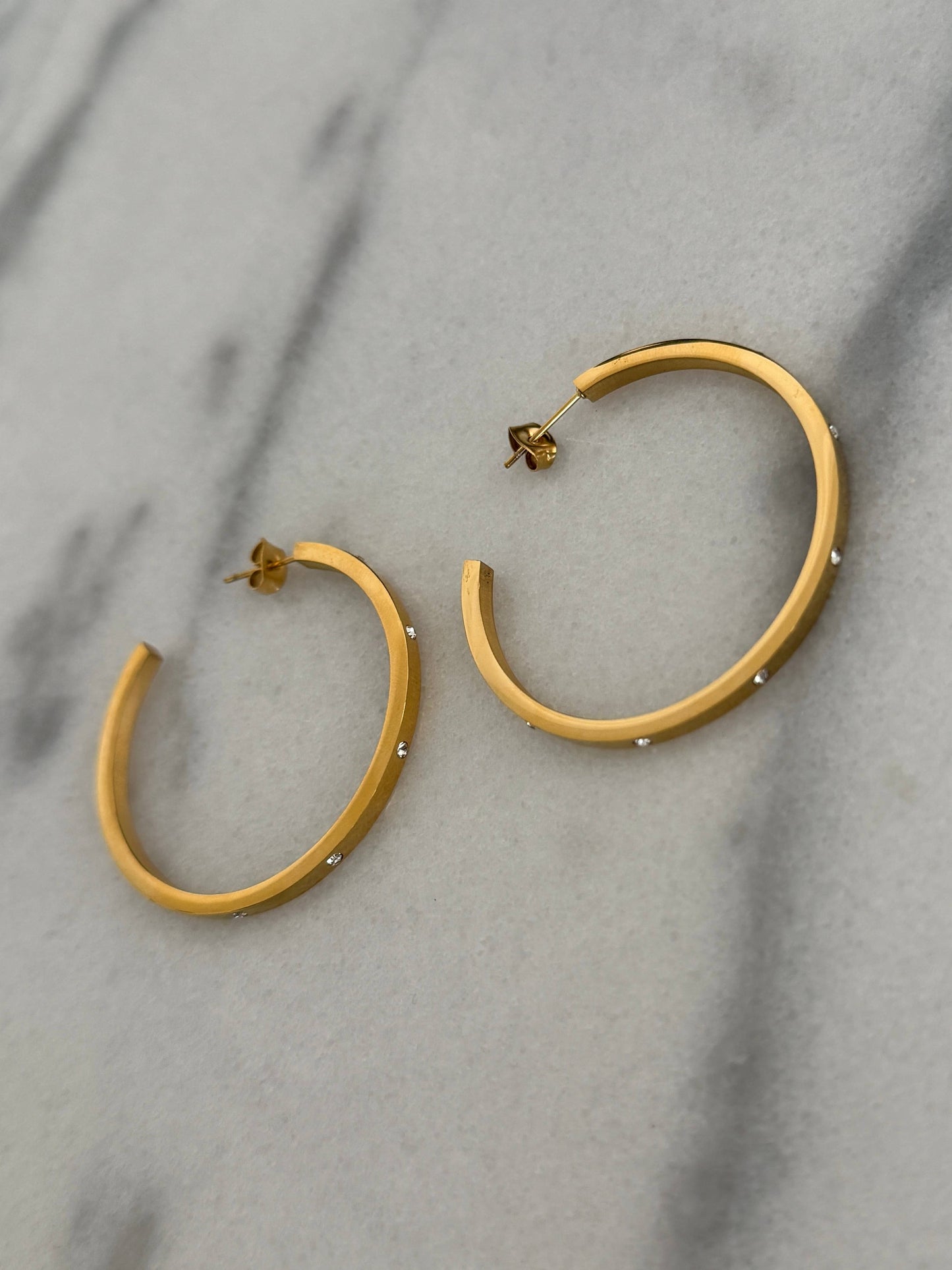Kylie Waterproof Hoop Earrings for Everyday Elegance