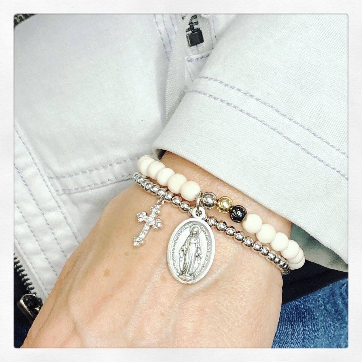Mary's Diamond Cross Bracelet in Rose Gold