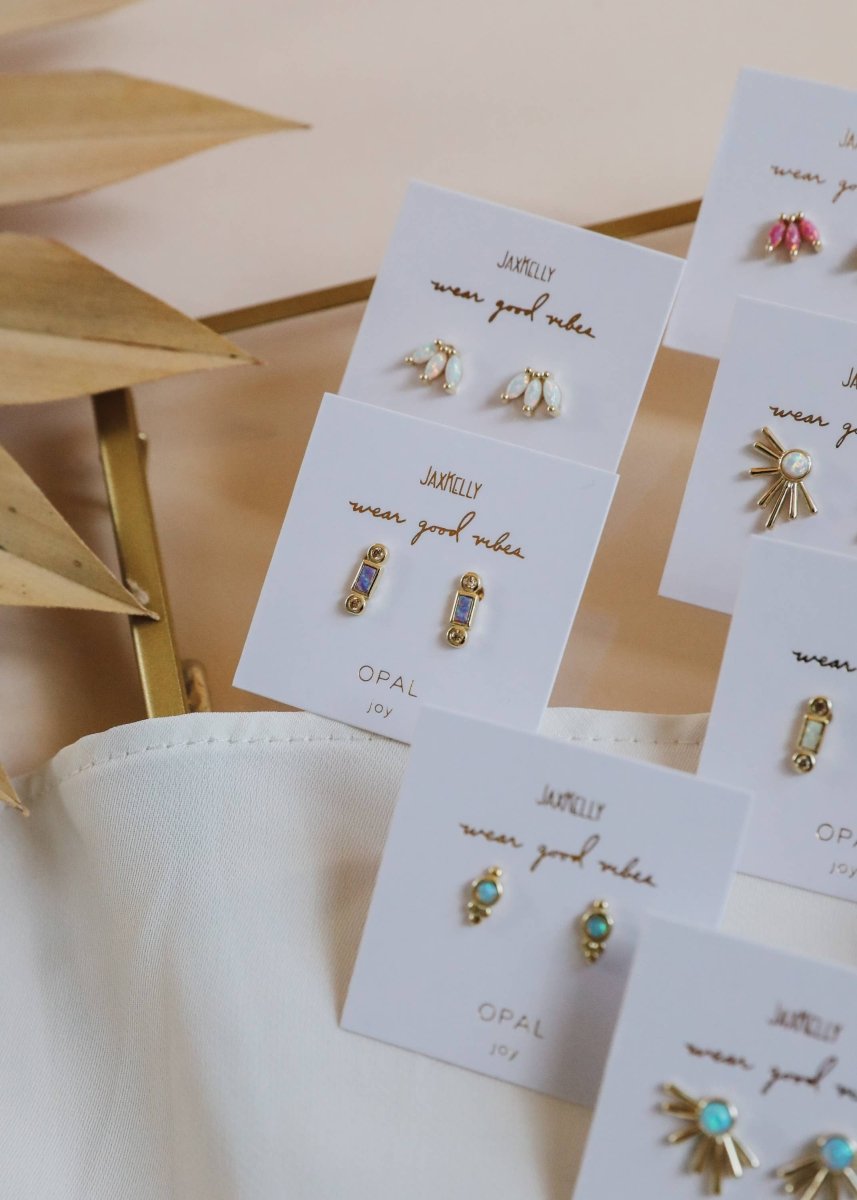 Opal Crown Stud - White - Gold Earrings for Elegant Style