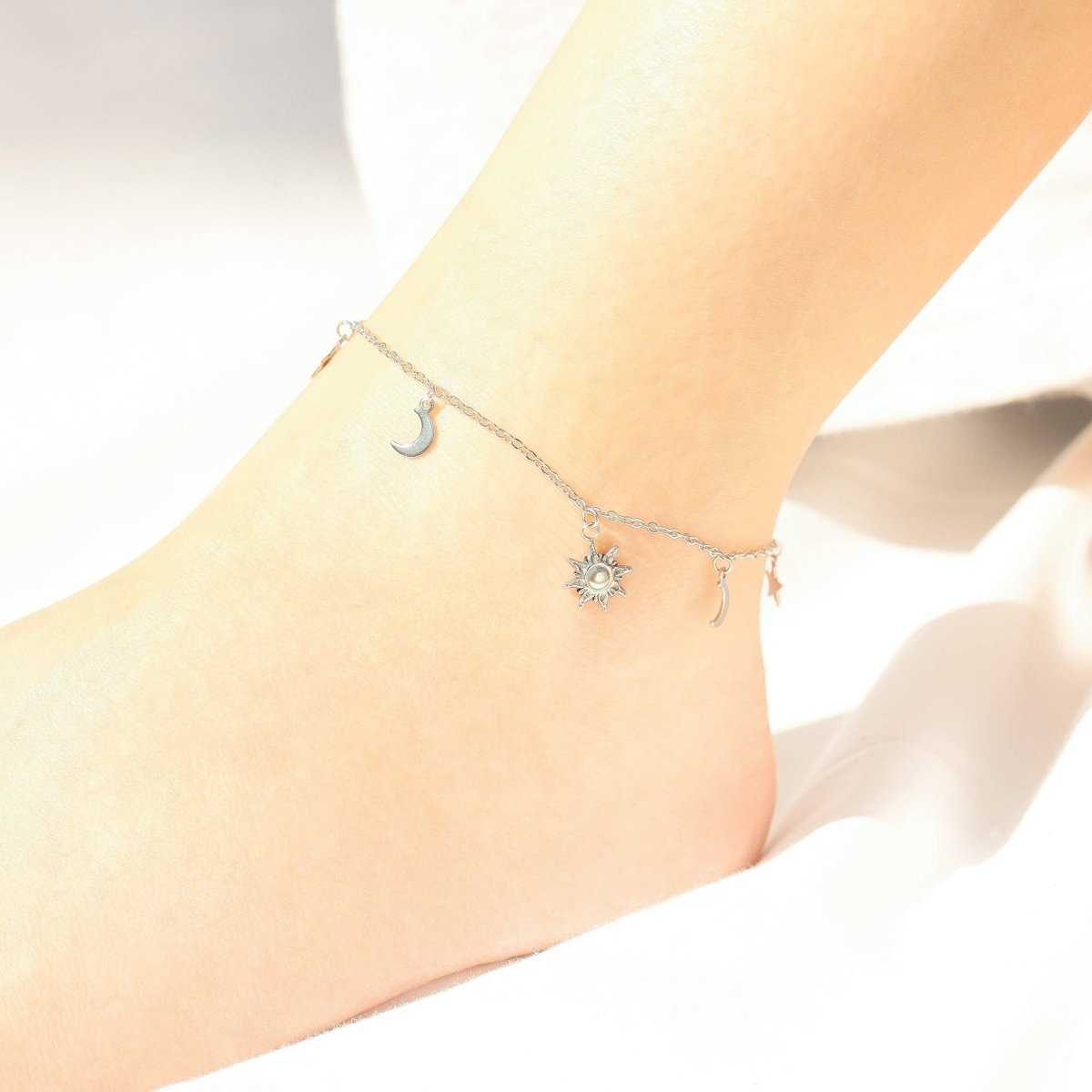 18K Moon & Star Charm Anklet by WJW
