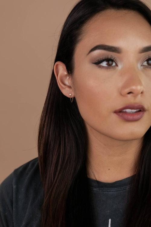 Chandra 18k Gold Chain Huggie Earrings