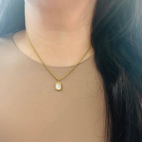 Clear Glass Pendant layering necklace 18k gold plated