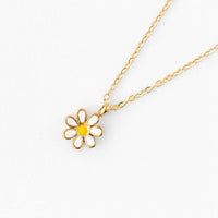 Daisy Pendant Necklace - Red Bird Road
