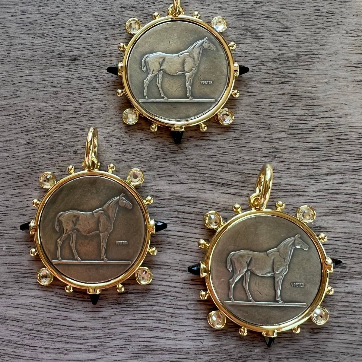 Dressage Pearl and Black Stones Necklace