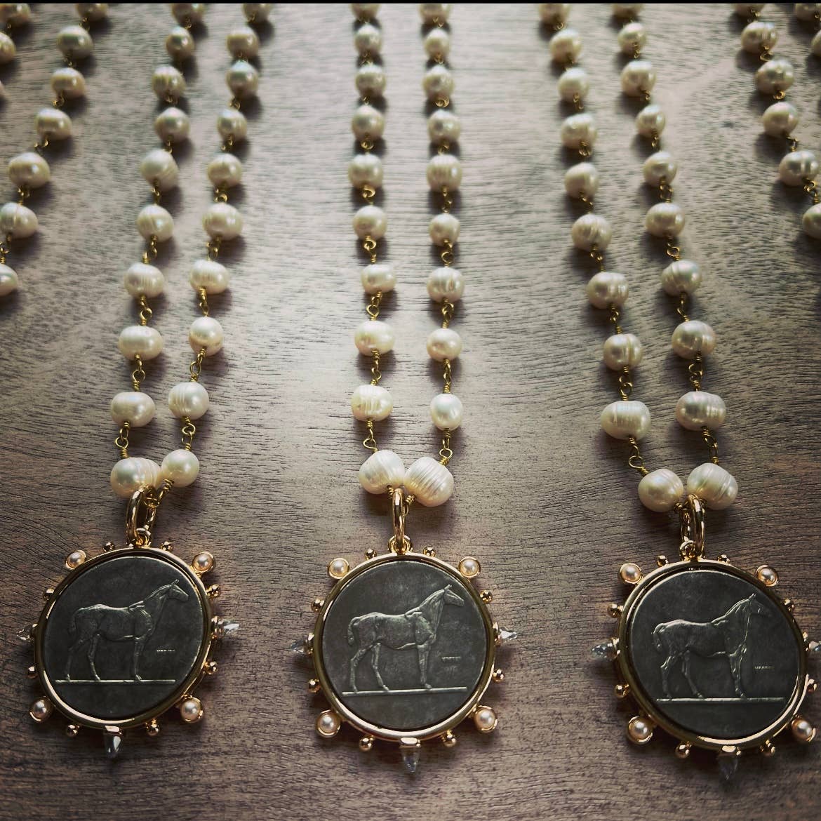 Dressage Pearl and Black Stones Necklace