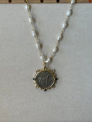 Dressage Pearl and Black Stones Necklace