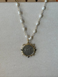 Dressage Pearl and Black Stones Necklace