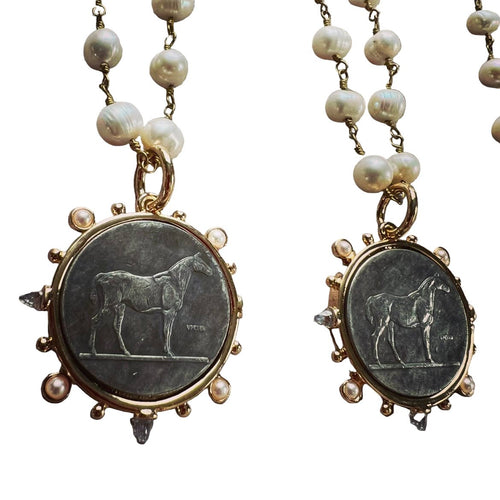 Dressage Pearl and Black Stones Necklace