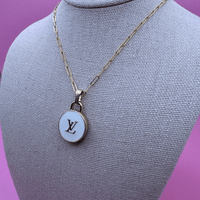 Elegant 14K Gold Filled Louis Vuitton Paperclip Necklace for Women