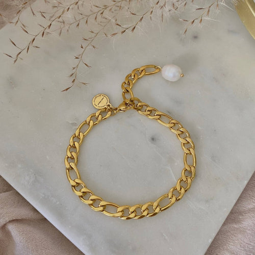 Gina 18K Gold Plated Figaro Chain Bracelet With Pearl Charm