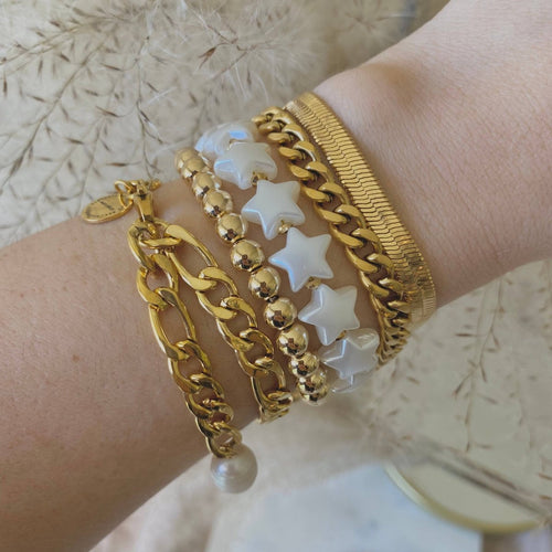 Gina 18K Gold Plated Figaro Chain Bracelet With Pearl Charm