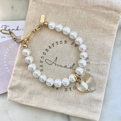Love The Water Freshwater Pearl Gold Heart Charmed Bracelet Coquette