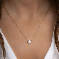Oval Pendant Necklace: Silver