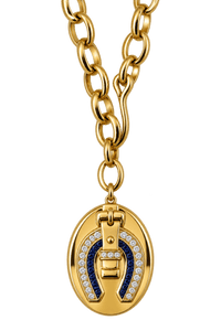 Rhinestone Cowgirl : Sapphire Stones