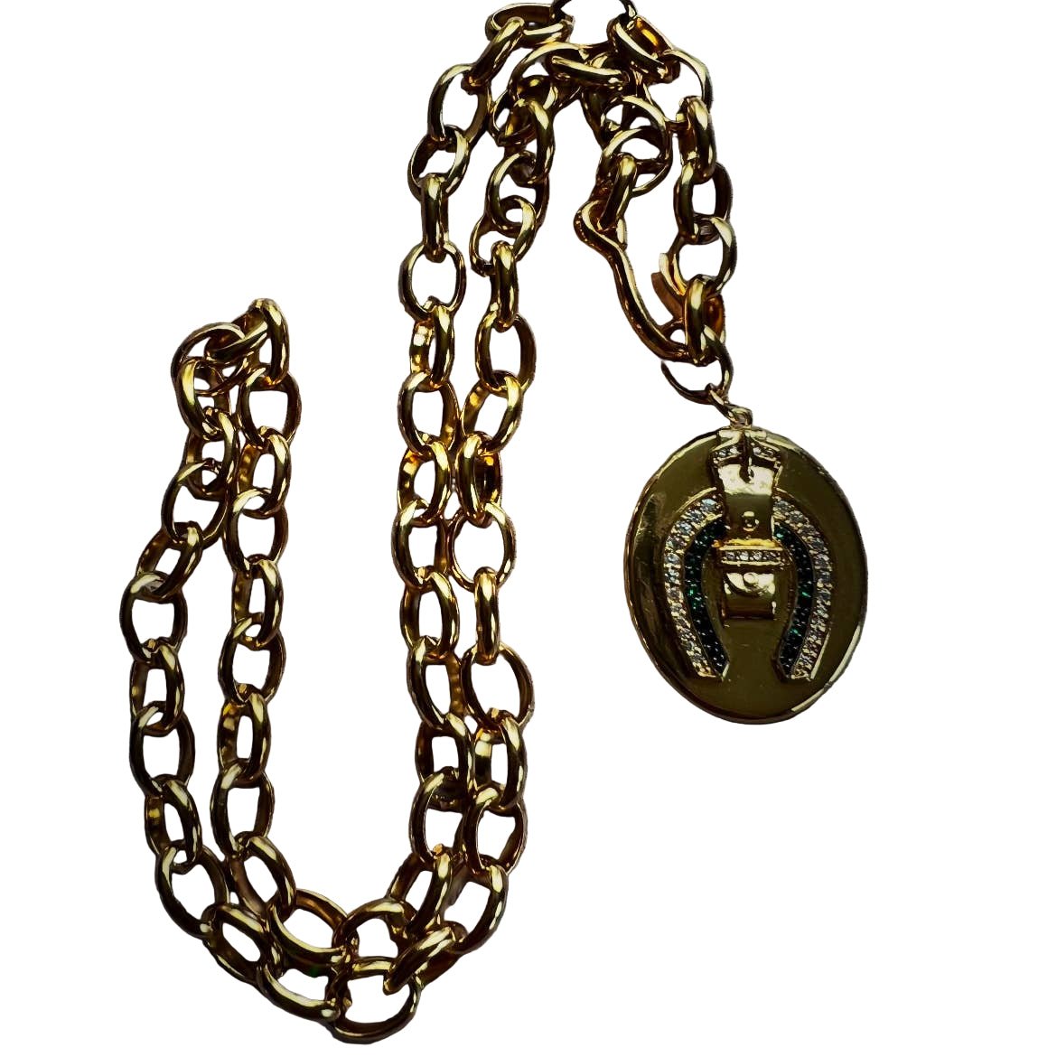 Rhinestone Cowgirl : Sapphire Stones