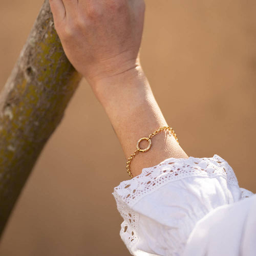 Rolo Chain with Charm Holder Clasp Bracelet by Amano Studio