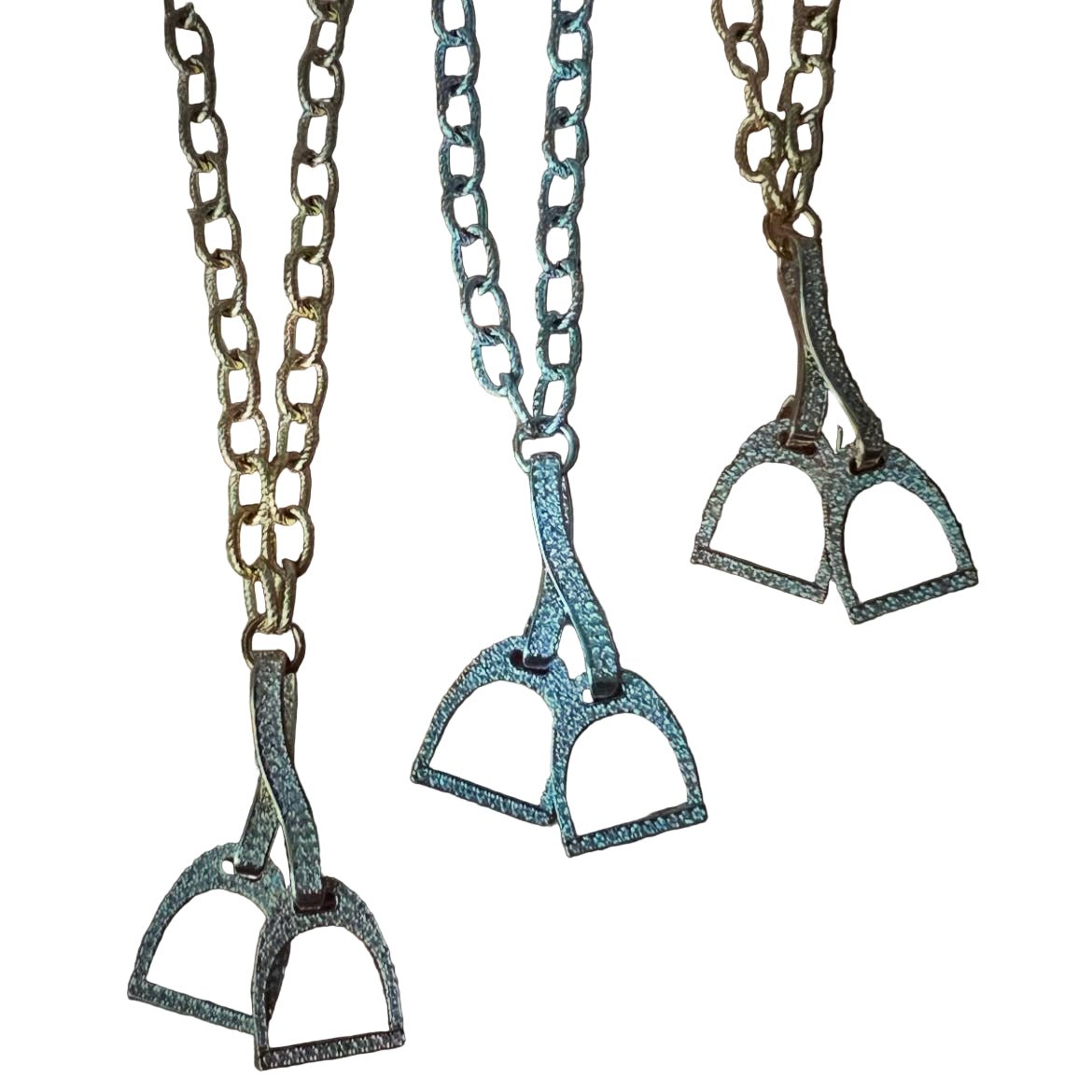 Stirrup Necklace: Gold