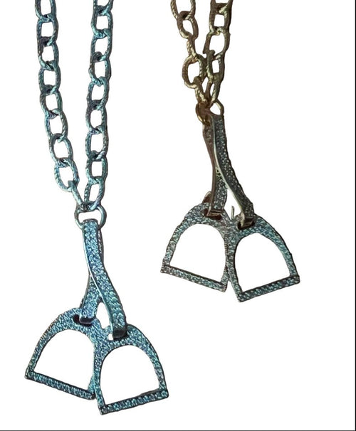 Stirrup Necklace: Silver